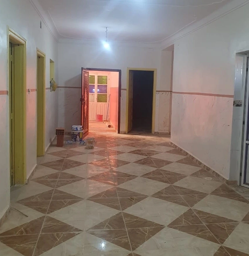 كراء شقة F4 تندوف