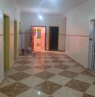 كراء شقة F4 تندوف
