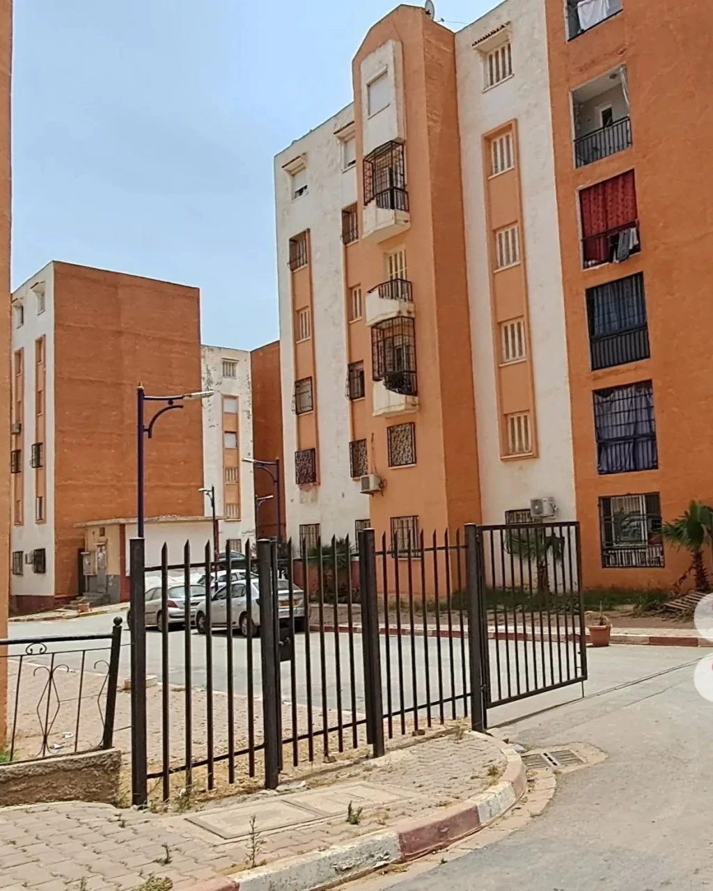شقة f3 للبيع السحاولة
