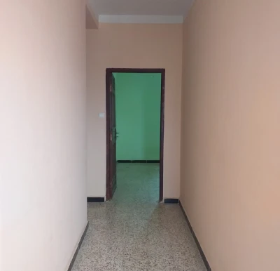 شقة f3 للبيع العاشور